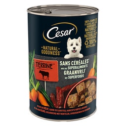 CESAR® NATURAL GOODNESS™ Terrine riche en bœuf, garni de carottes, haricots verts & herbes image